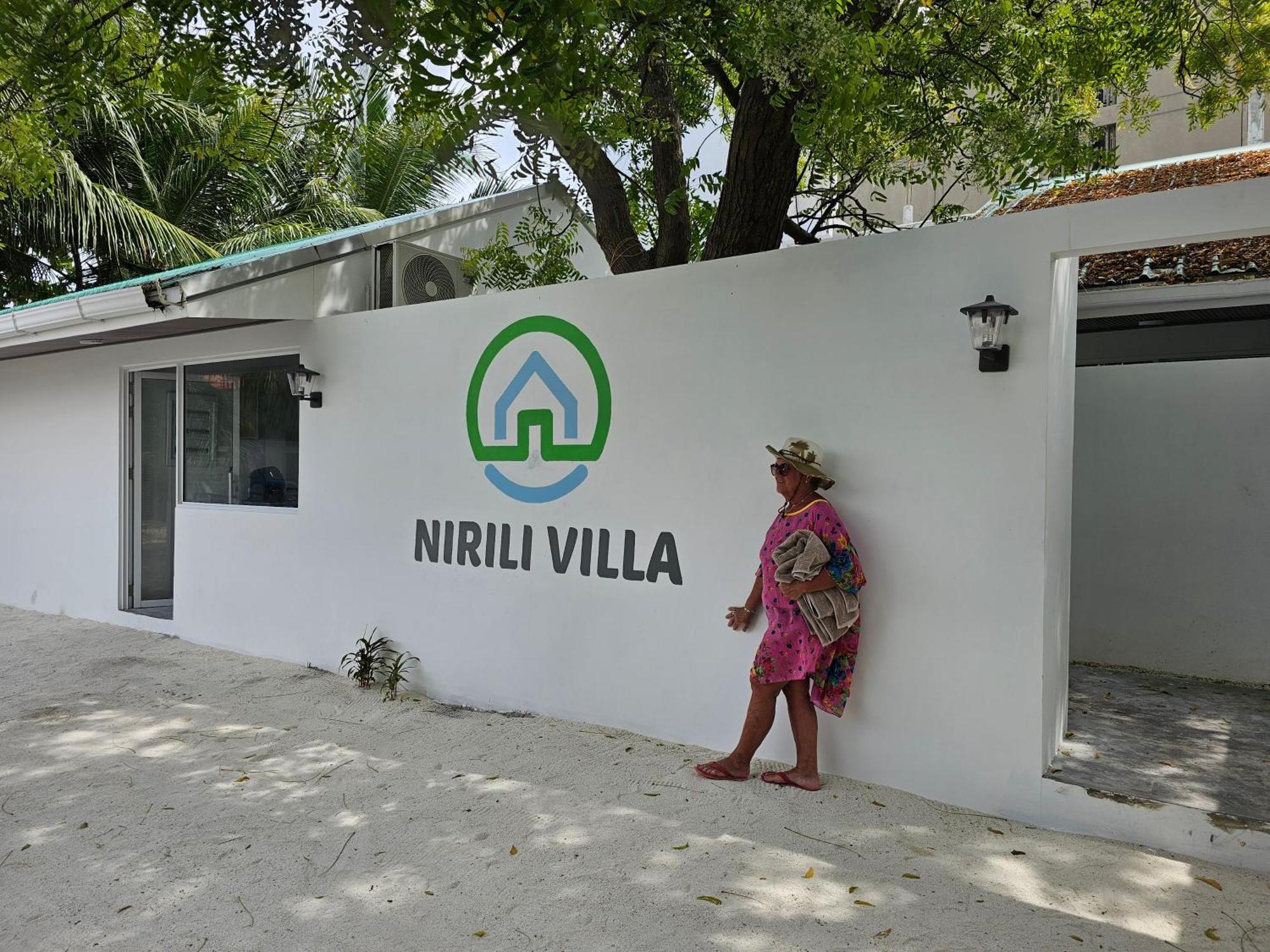 Nirili Villa Dhiffushi Extérieur photo
